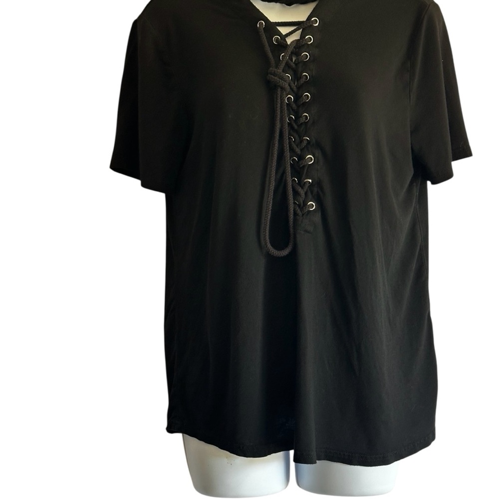 Windsor Woman’s Black Lace Up Front Tunic Top, Short Sleeve,Goth Style
